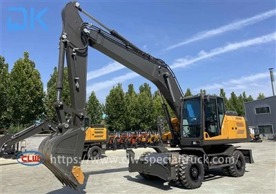 CL 9215 Ekskavator ban otomatis bekerja CLW excavator