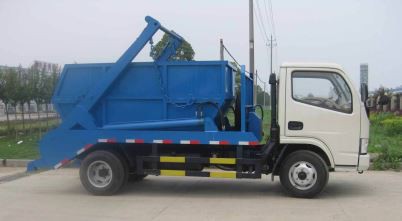 Truk sampah lengan ayun 4 meter kubik